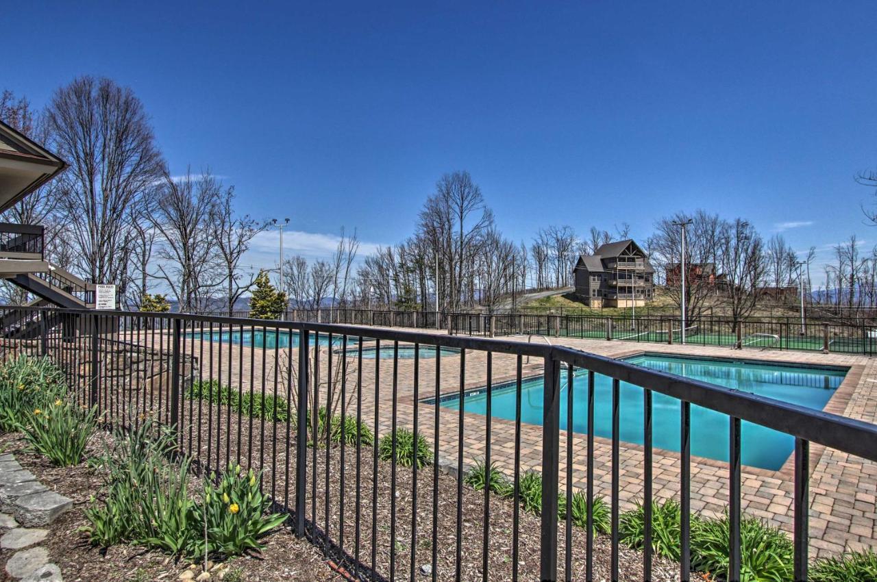 The Phoenix Cabin With Hot Tub In Gatlinburg! Εξωτερικό φωτογραφία
