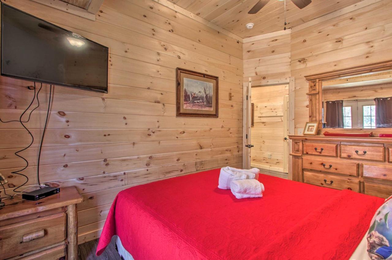 The Phoenix Cabin With Hot Tub In Gatlinburg! Εξωτερικό φωτογραφία