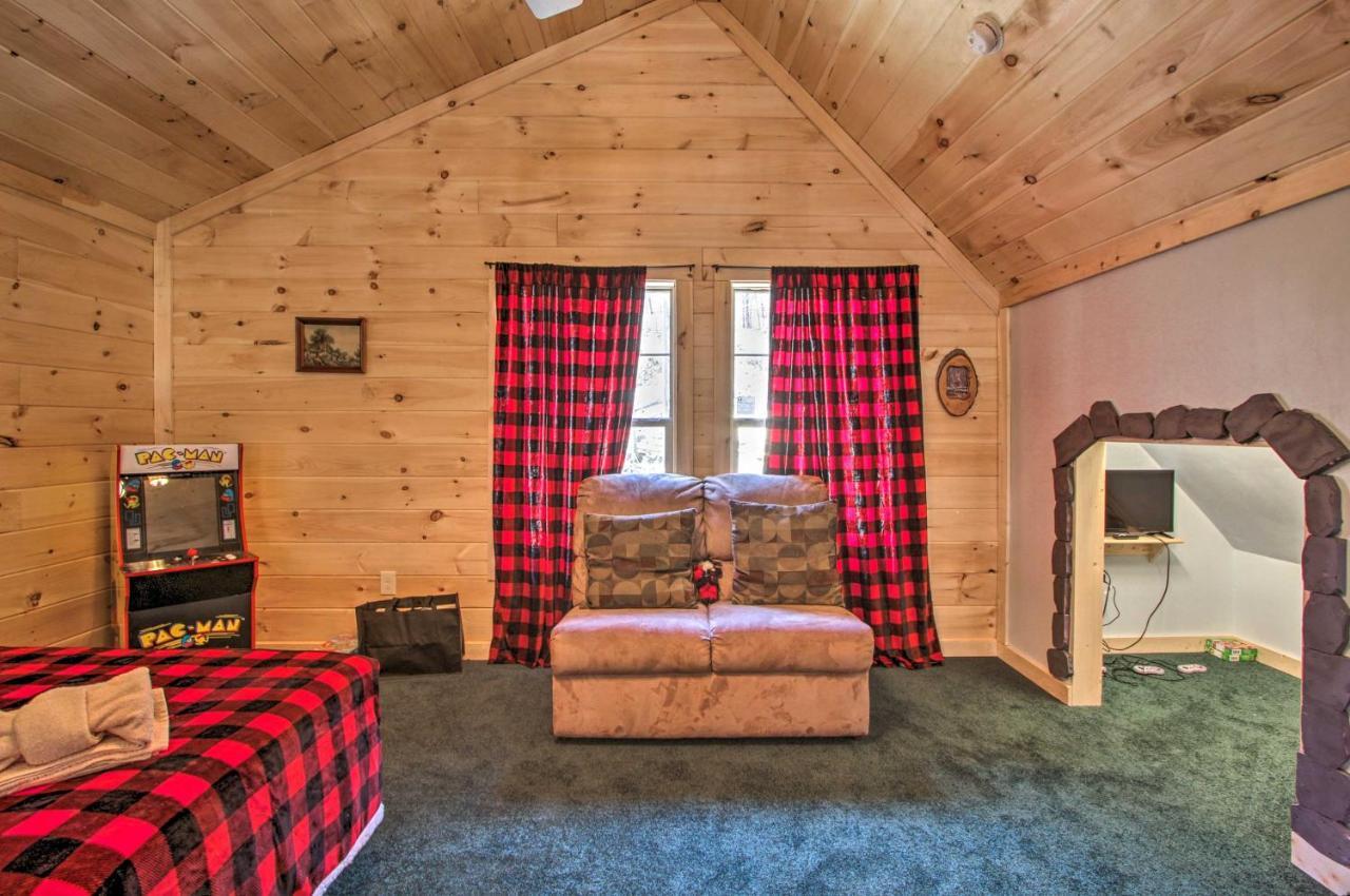 The Phoenix Cabin With Hot Tub In Gatlinburg! Εξωτερικό φωτογραφία