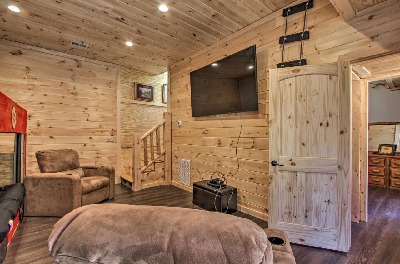 The Phoenix Cabin With Hot Tub In Gatlinburg! Εξωτερικό φωτογραφία